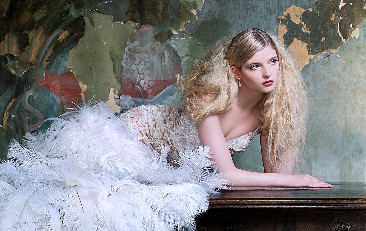 2D Fashion Photo Shoot Retouching Illustration Thumbnail