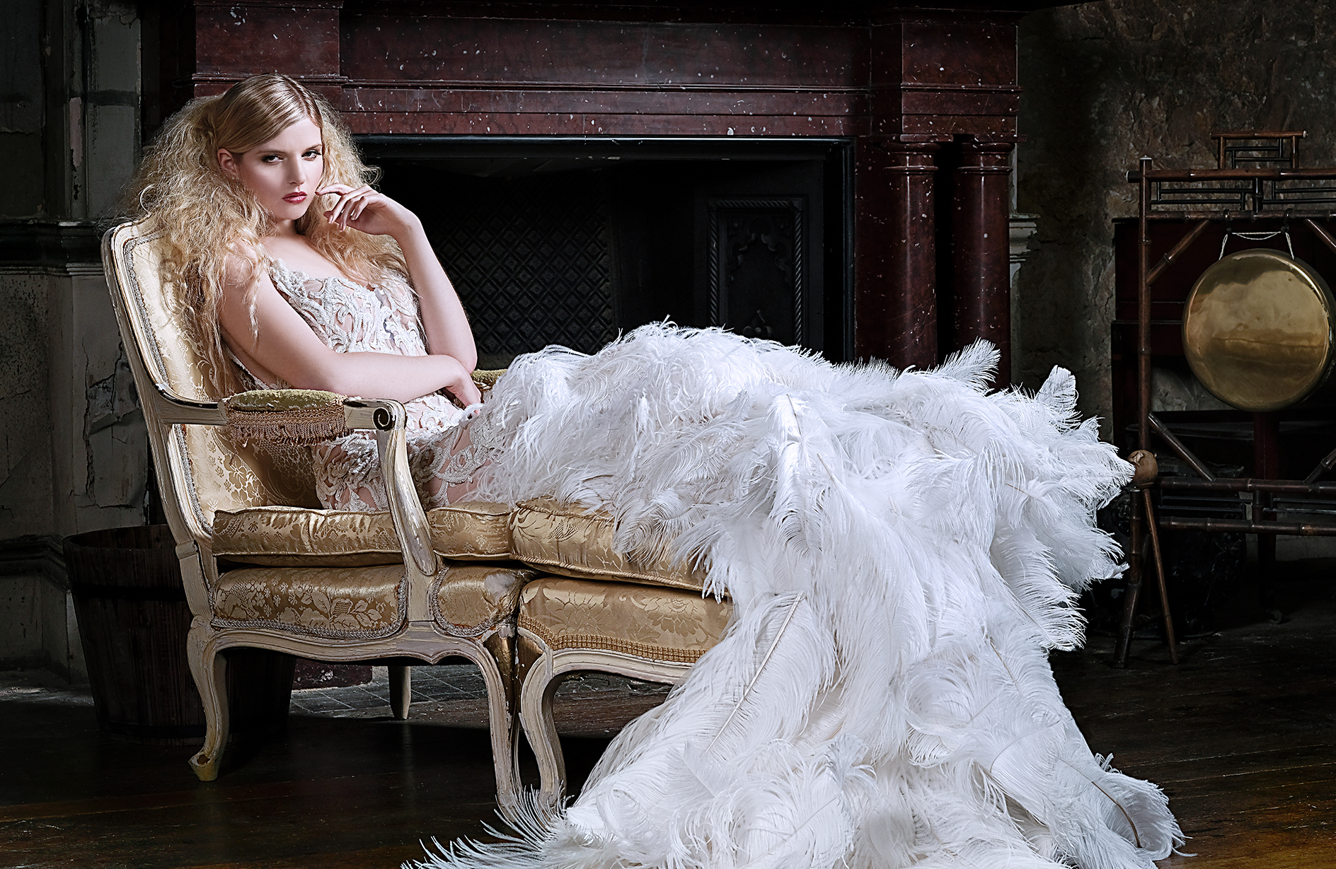 2D Fashion White Feather Dress Photo Retouch Illustration