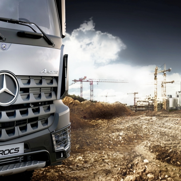 CGI Mercedes Arocs Truck Render